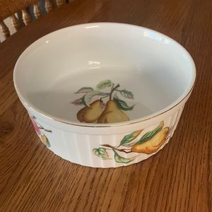 Fruit Garden Shafford Oven-To-Table Casserole